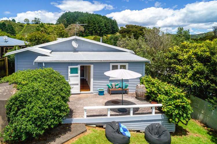5 Waiata Road Onetangi_2