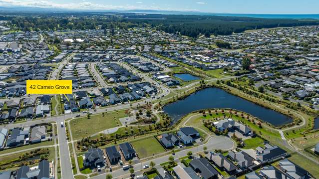 42 Cameo Grove Marshland_1