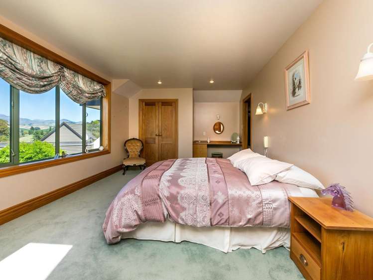 35 Pine Hill Rise Fairhall_14