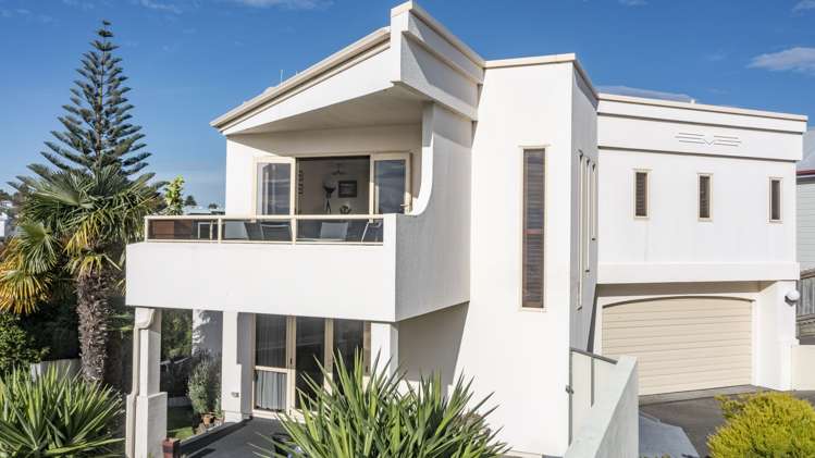 37 Fitzroy Road Bluff Hill_0