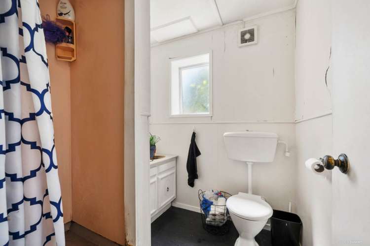 5 Lauderdale Road Birkdale_9