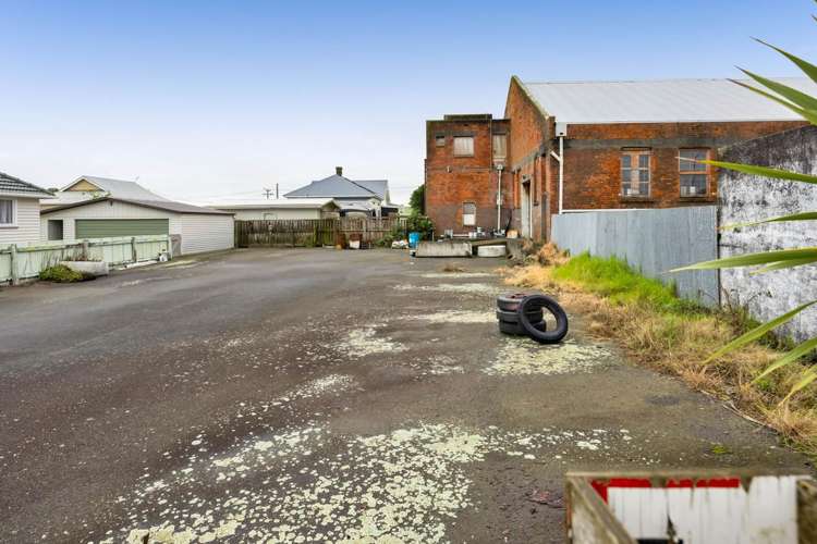 107 Egmont Street Patea_21