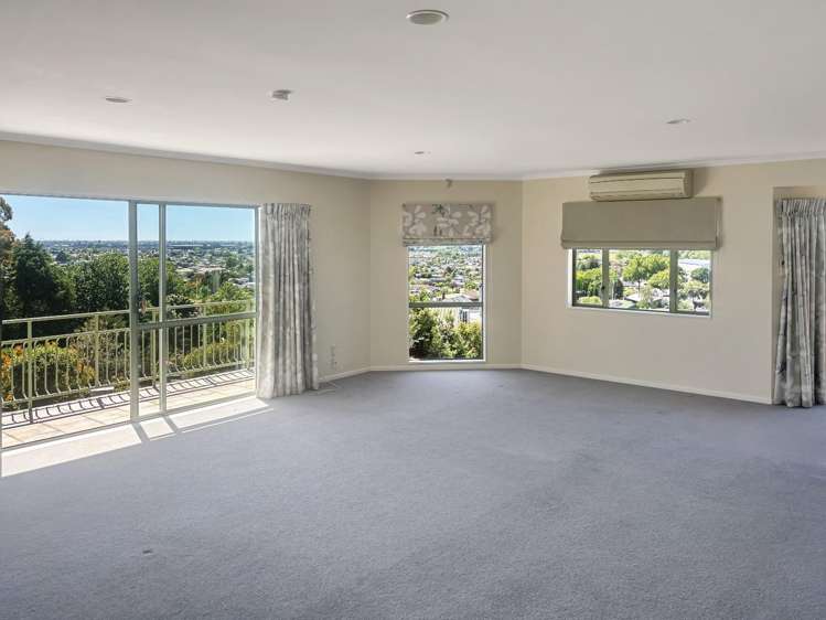 2/89 Churchill Drive 10792_7