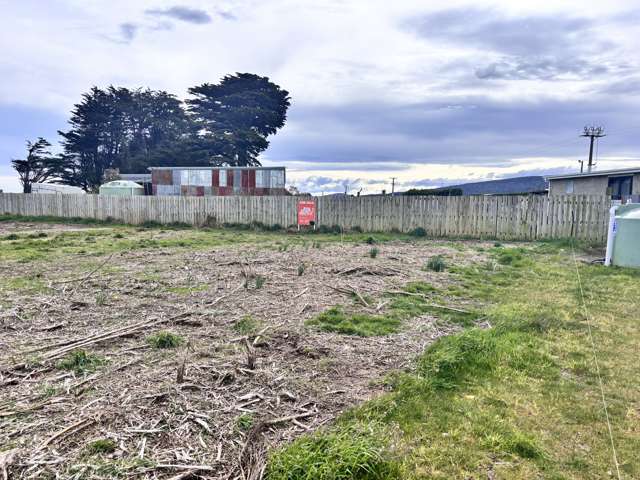 8 Manuka Street Colac Bay_4