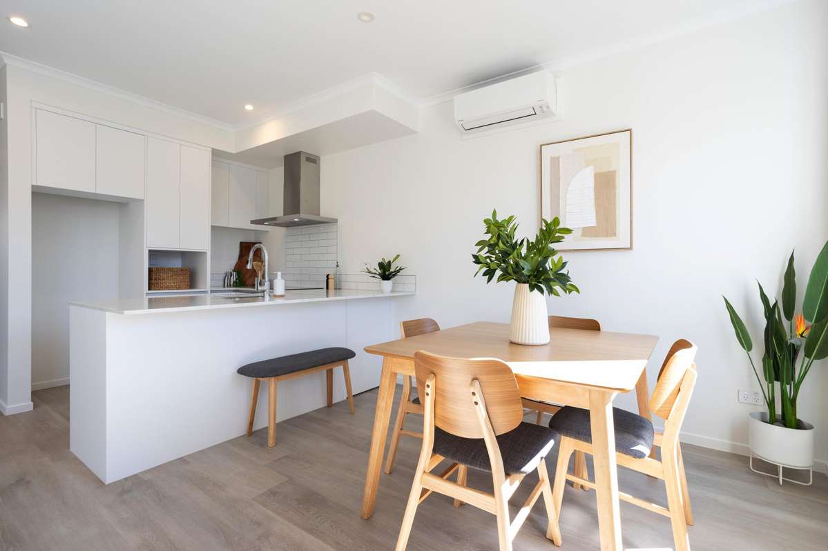 9 Mahana Road (Mahana Apartments)_1