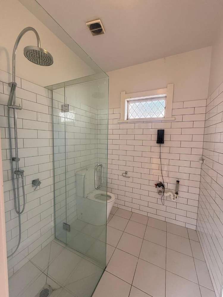 4 Woodford Road 1728_12
