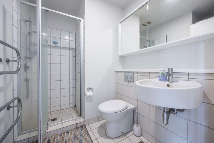 7m/16 Gore Street Auckland Central_3