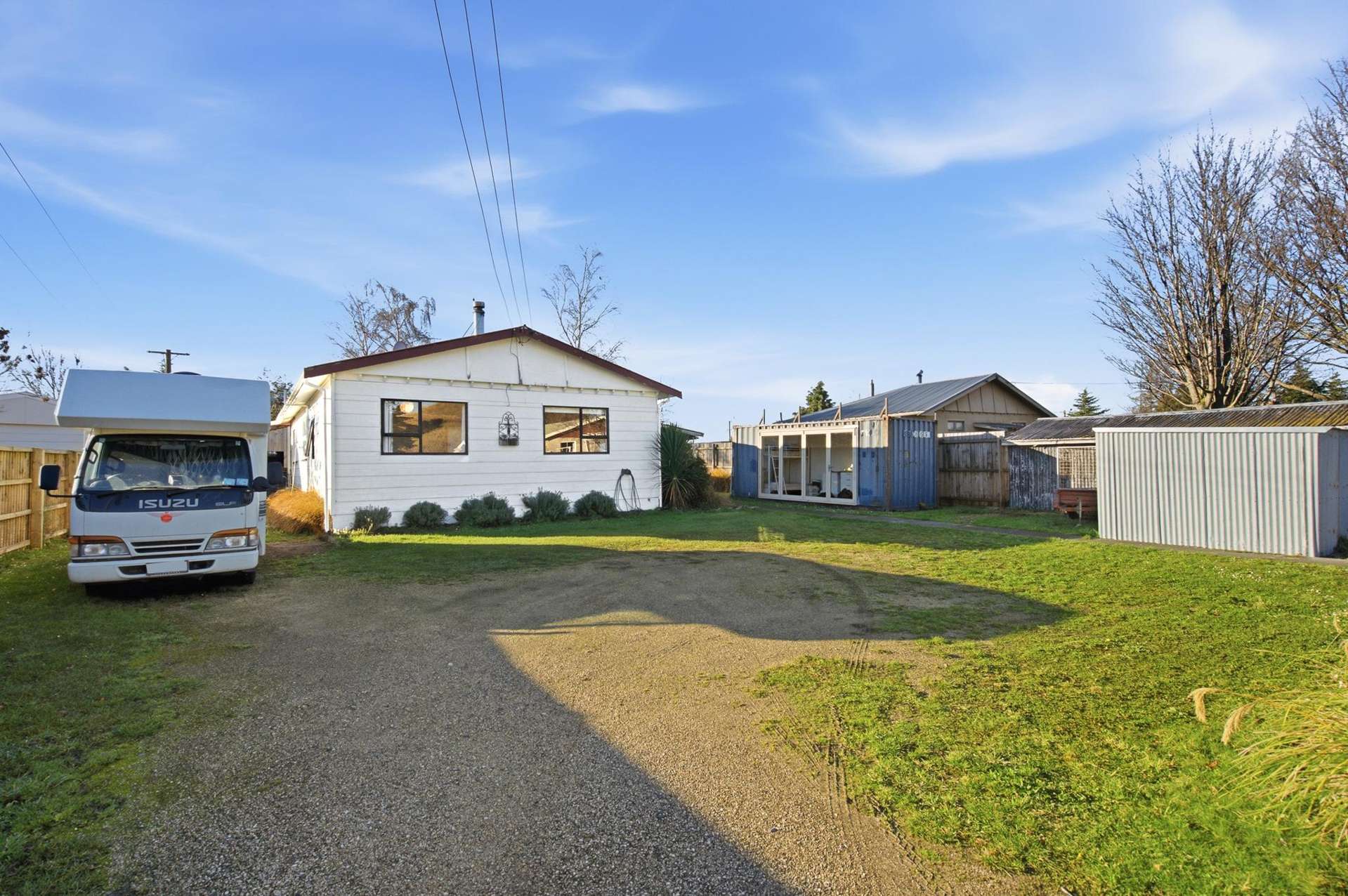 5662 West Coast Road Springfield_0
