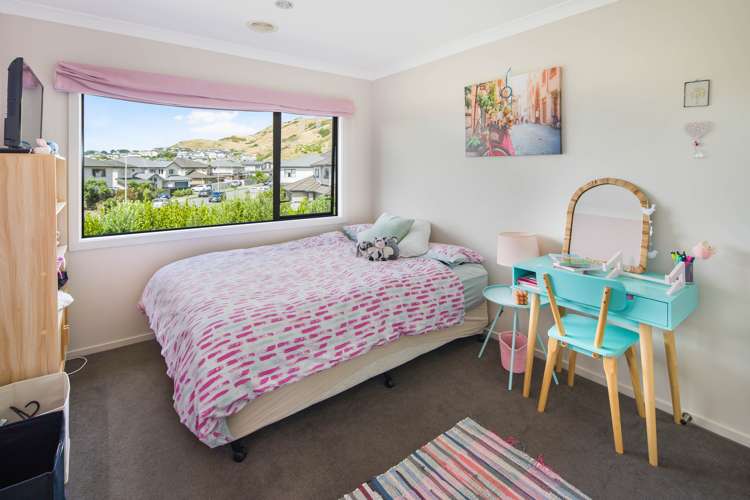 2 Yarnbrook Grove Churton Park_8