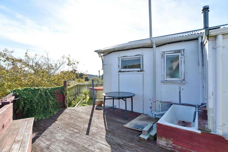 47 Batten Grove The Pines Beach_23