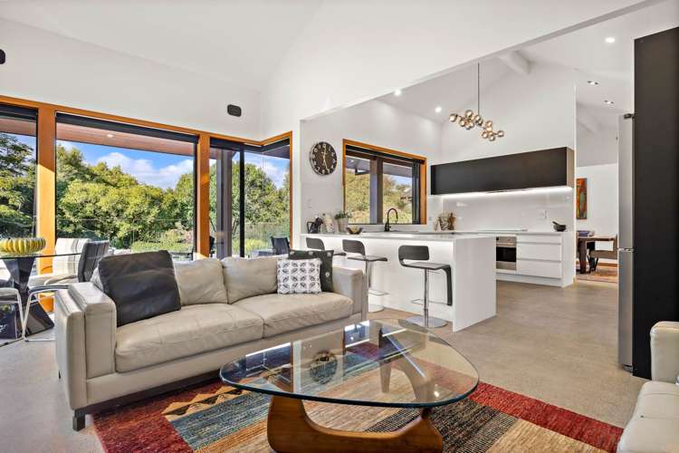 32 Cloverfields Drive Waimauku_14