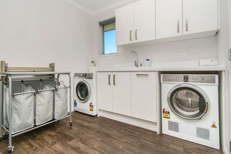 36 Kew Road Westport_16