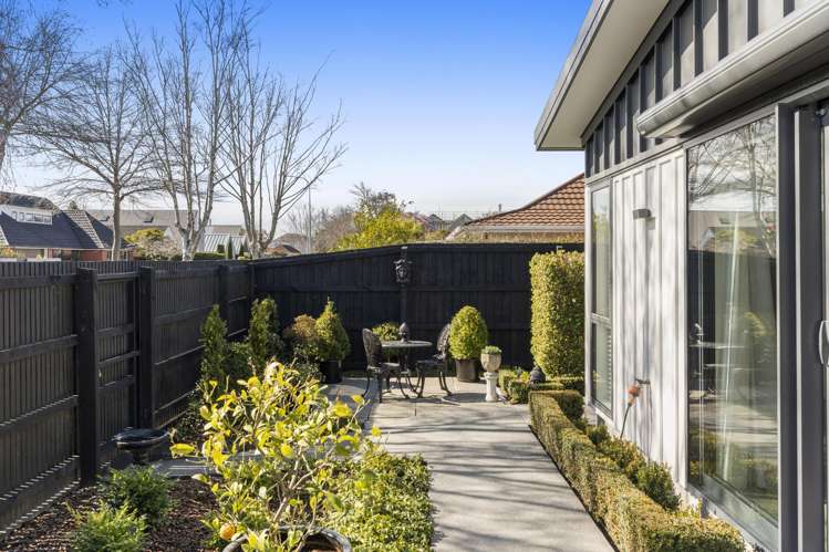 92 Rugby Street Merivale_19