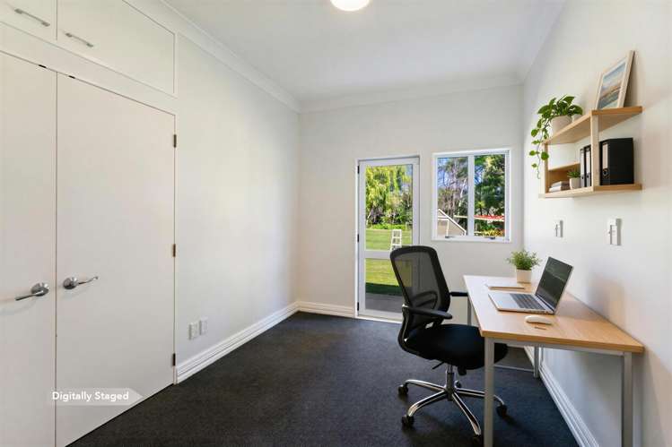 73 Greenwood Boulevard Otaki_18