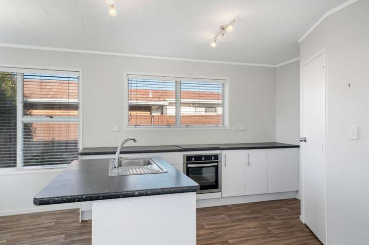 571a Fraser Street Greerton_7