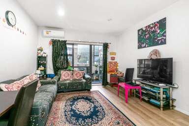 2/28 Locarno Avenue_1