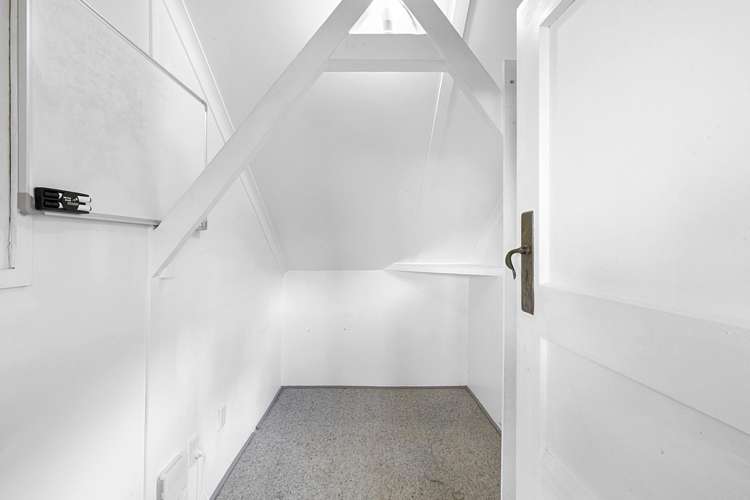 84 Glenpark Avenue_5