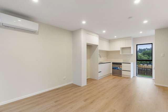 8/10 Orchid Place Te Atatu South_2