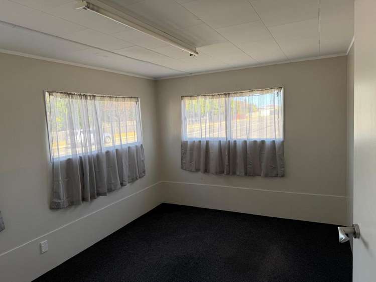 99 Camberwell Road Hawera_6