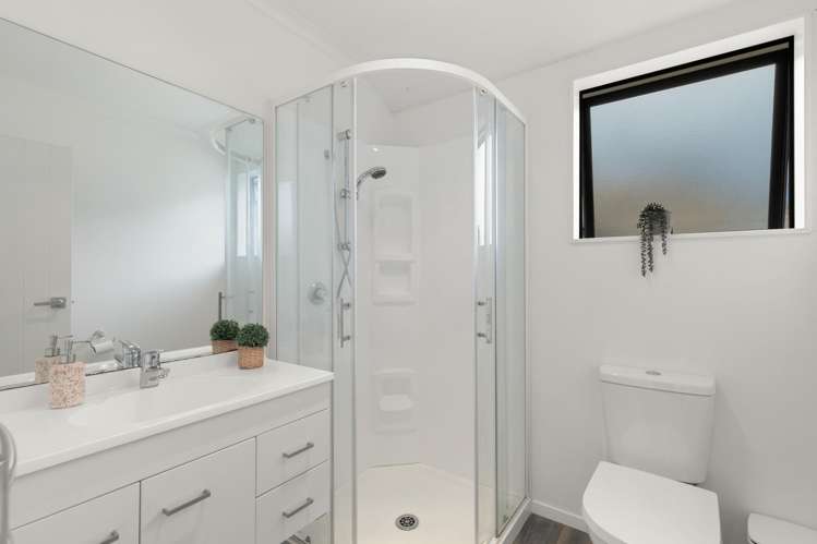 18 Banbury Terrace Lower Shotover_16