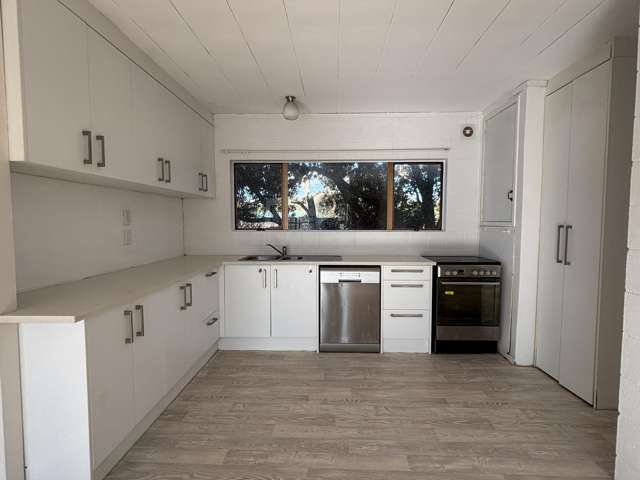 9/762 Beach Rd Browns Bay_2