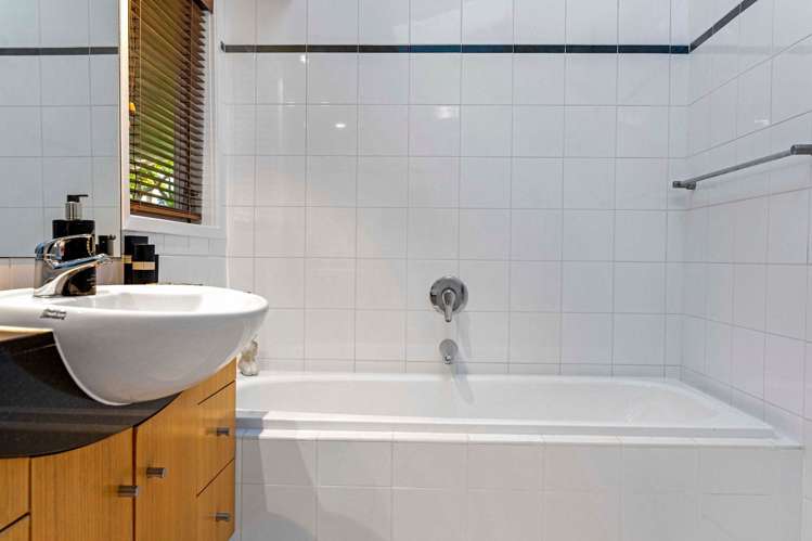 45 Sayegh Street St Heliers_21