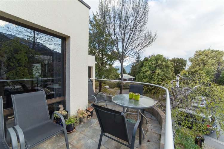 3 Kent Street Queenstown_9