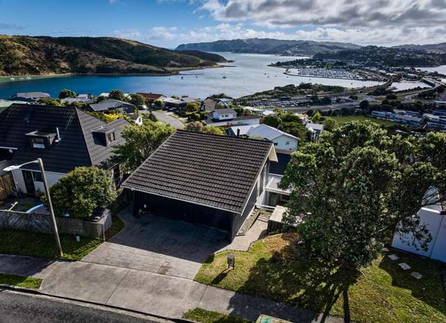 WHAT YOU SEA IS WHAT YOU GET - RV $920,000