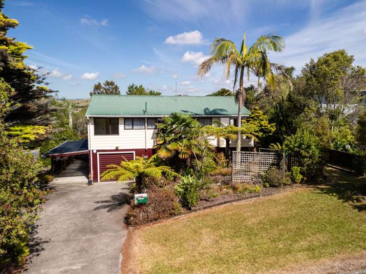 2 Falls View Road Haruru_1