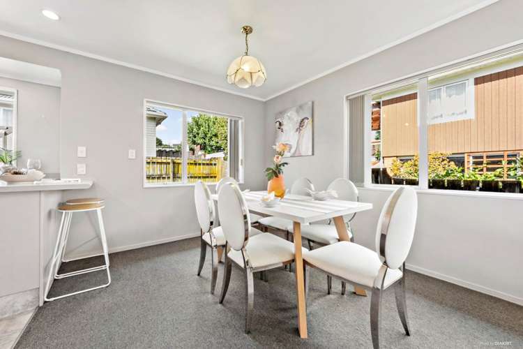 187 Edmonton Road Te Atatu South_9