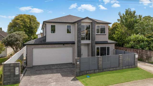 1 & 1A Lloyd Avenue Papatoetoe_2