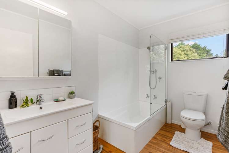 39 Mill Flat Road Riverhead_12