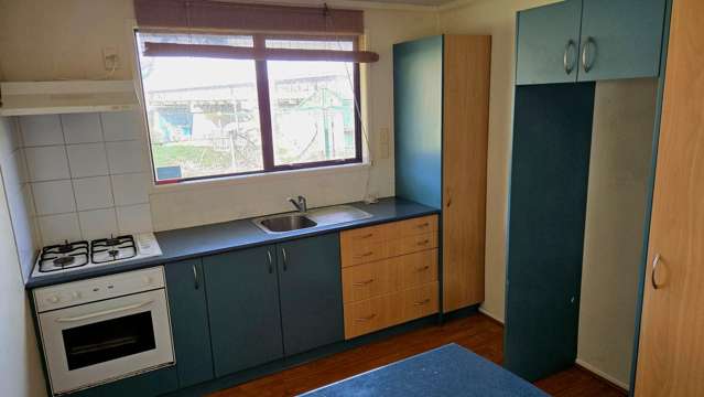  A/27 Mary Huse Grove Manor Park_1