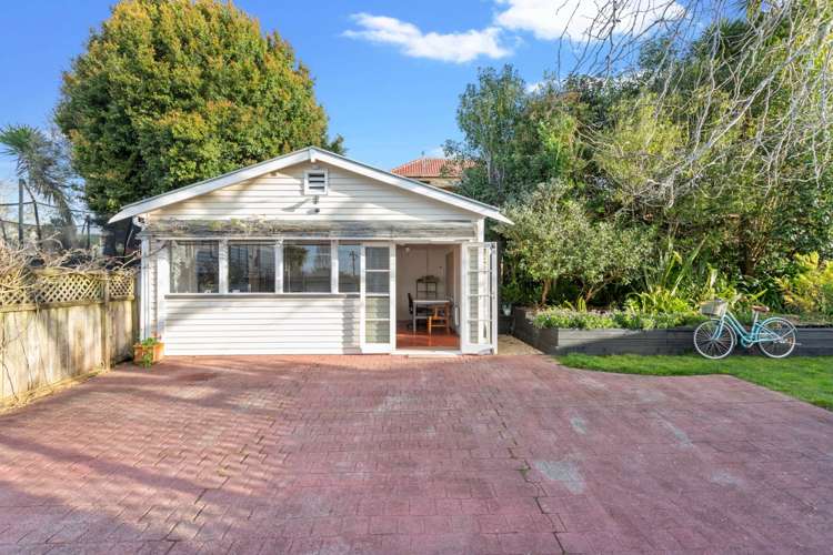 32 Monaghan Avenue Mount Albert_18