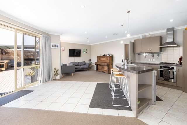 12 Vorbach Place Renwick_3