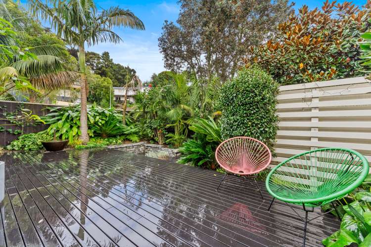 2/2 Vari Place Bayview_9