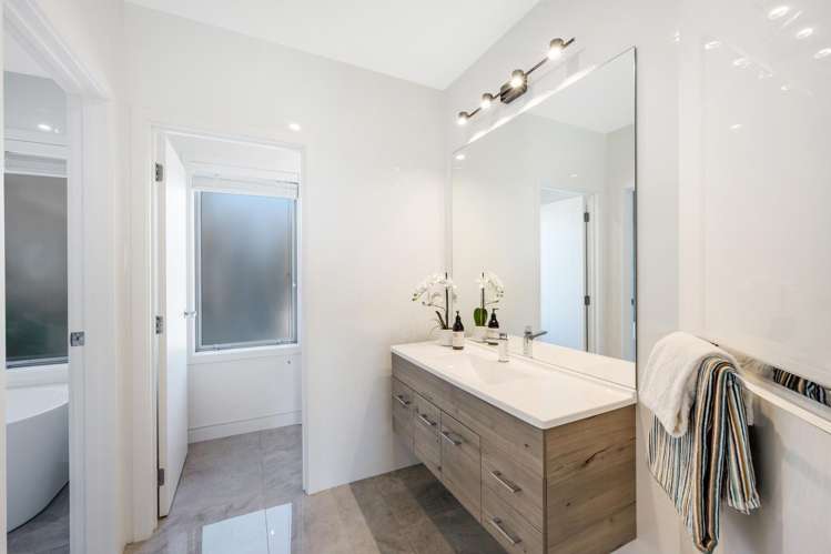 74E Solway Road Whitford_41
