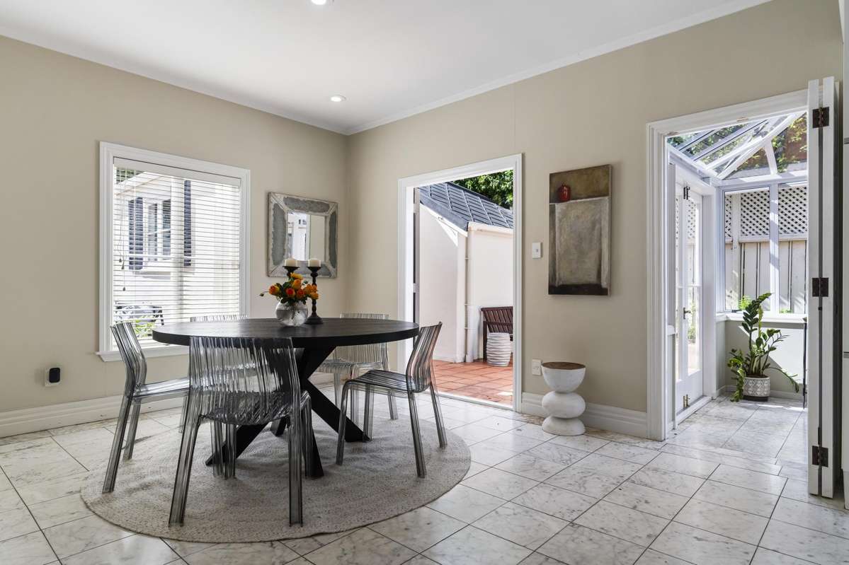 83A St Stephens Avenue_5