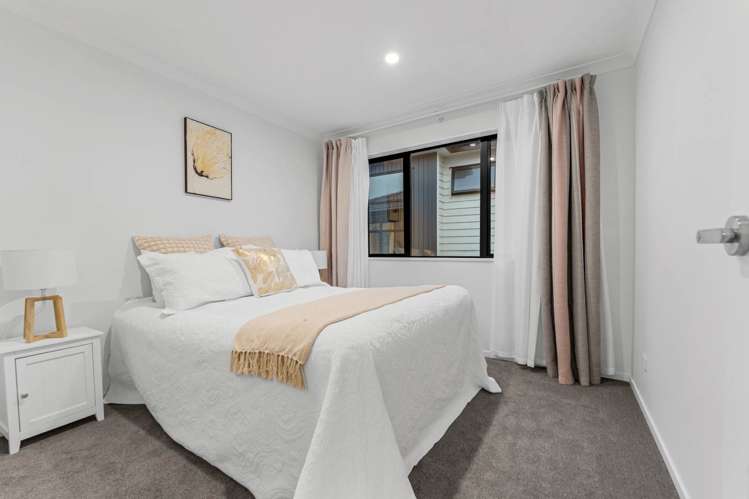 5 Hind Street Flat Bush_18