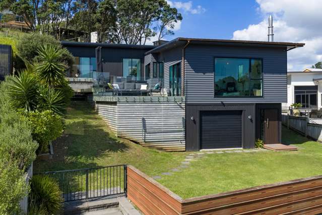 Harbour Views, Endless Lifestyle