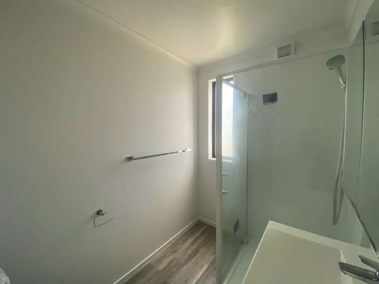 9/90 Swaffield Road Papatoetoe_5