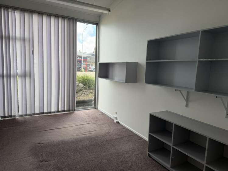 316 Broadway Stratford_14