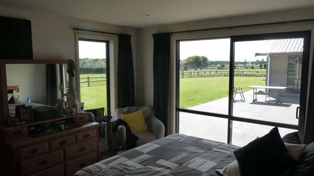 66 Wilcox Road Seaward Bush_4