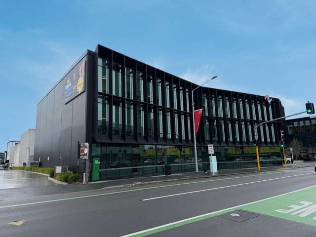 Stunning A Grade Office w Fitout/Addington