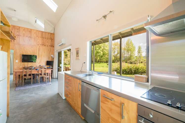 9 Stock Road Murchison_6