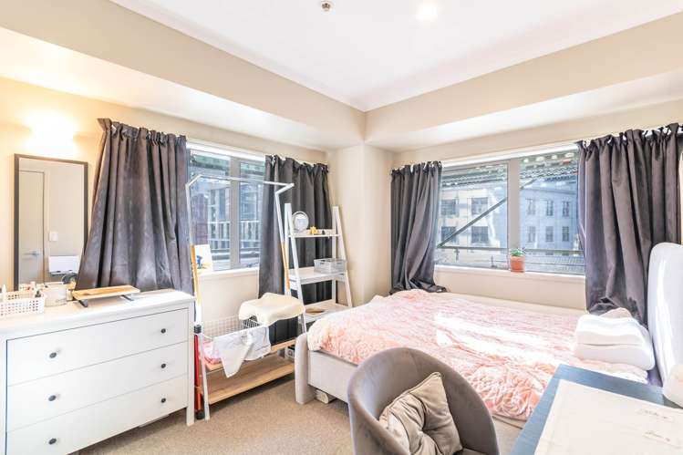 3F/1 Emily Place_4