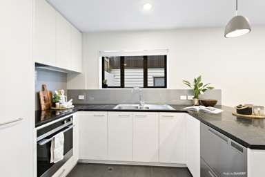 10/104 Maupuia Road_3
