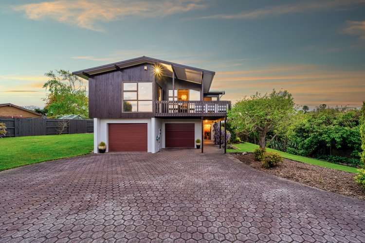 8 Estelle Place Farm Cove_33