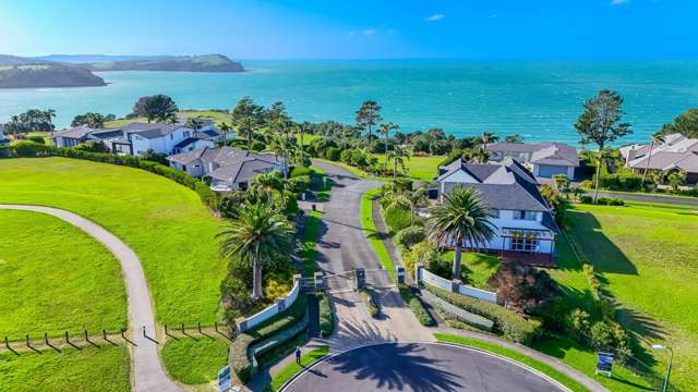 6 Pacific Cliffs Drive Gulf Harbour_4