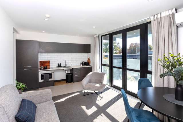 206/12 Latimer Square City Centre_1